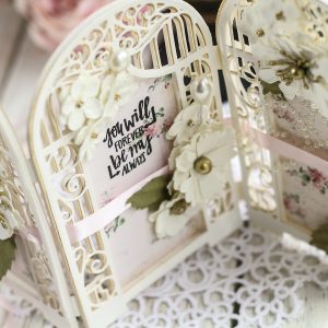 Spellbinders July 2019 Amazing Paper Grace Die of the Month is Here – Graceful Concertina