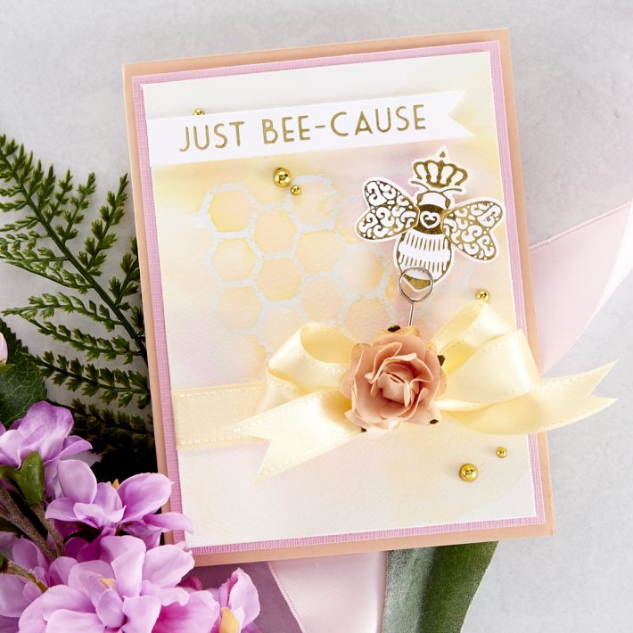 Spellbinders Becca Feeken Sweet Cardlets Glimmer Project Kit - Just Bee-Cause Card #Spellbinders #NeverStopMaking #DieCutting #Cardmaking #GlimmerHotFoilSystem